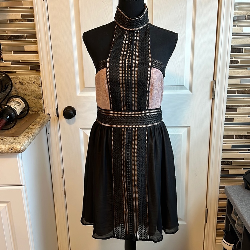 Venus black/pink dress